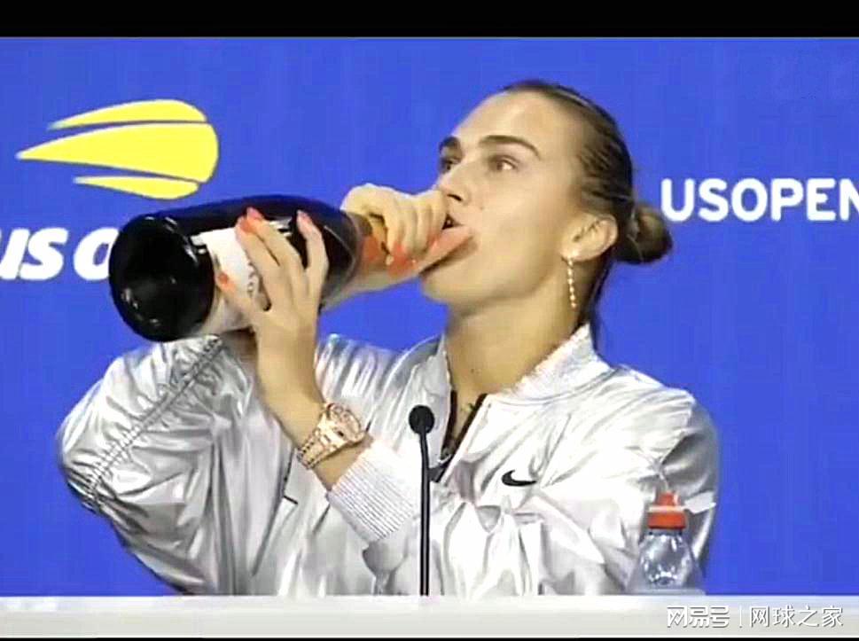 立刻在舆论, 众支持阿尔, 旁若无人地 立刻在舆论, 众支持阿尔, 旁若无人地